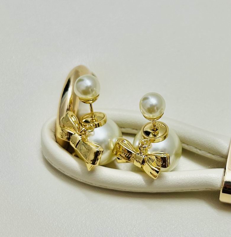 Dior Earring 04yxs27